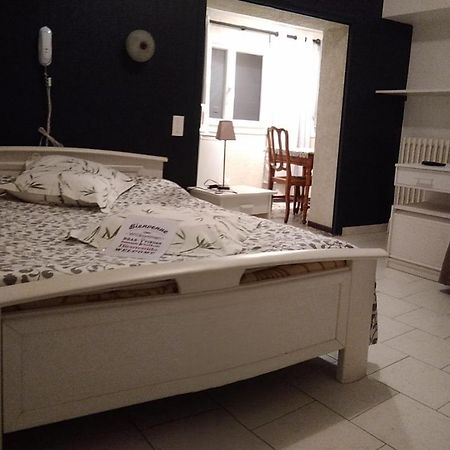 Hotel Residence Larroque โกเซด ภายนอก รูปภาพ